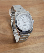 Explorer Classic | White