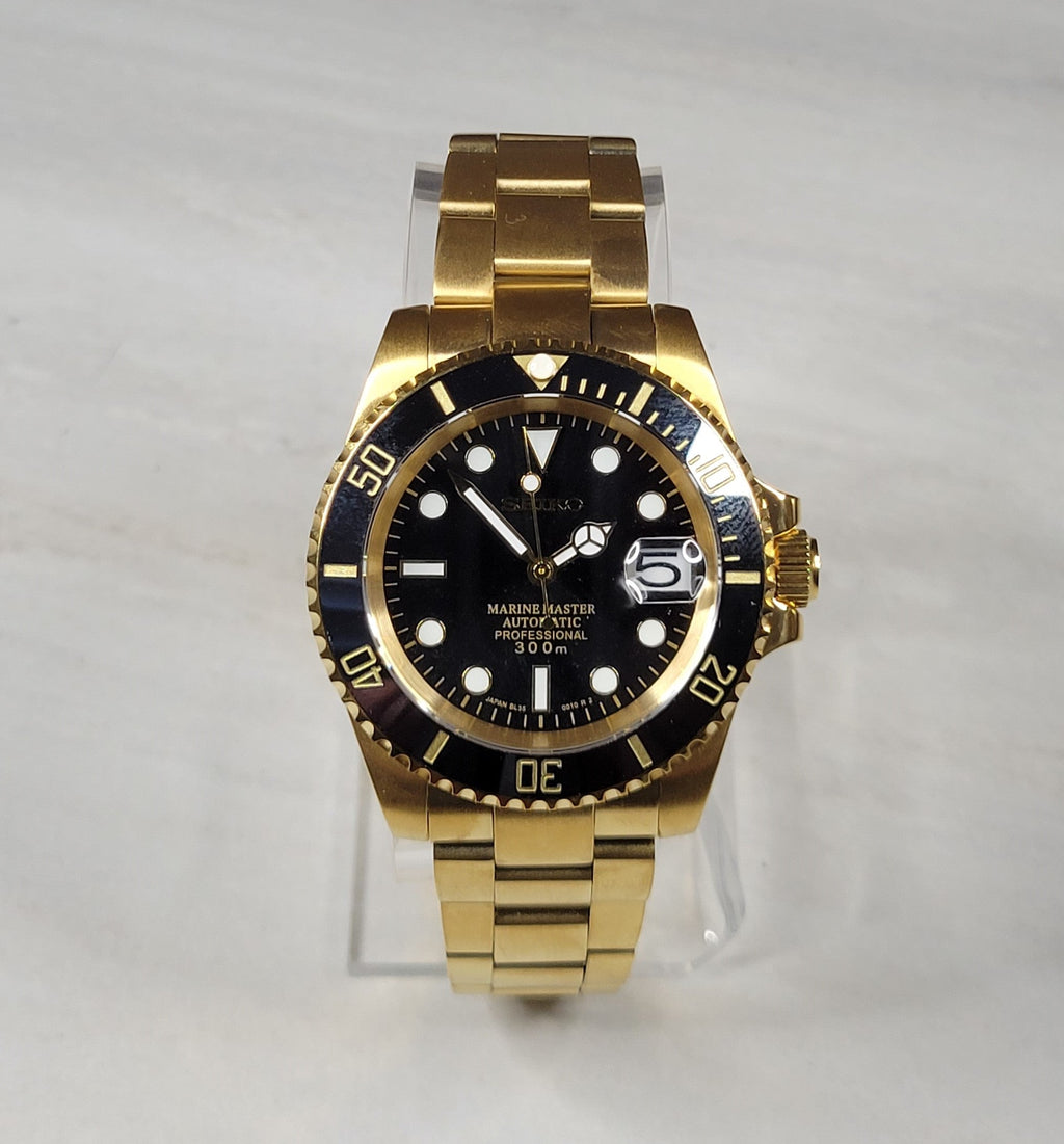 Custom Sub Gold | Black