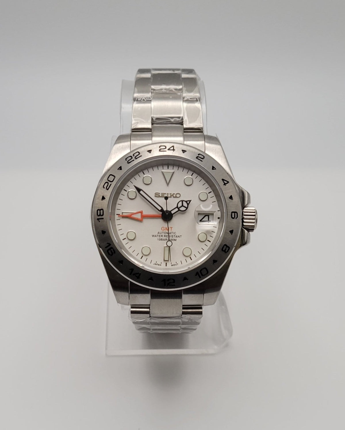 GMT Explorer II Style Custom Mod | White
