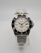 Custom Sub | White / Black