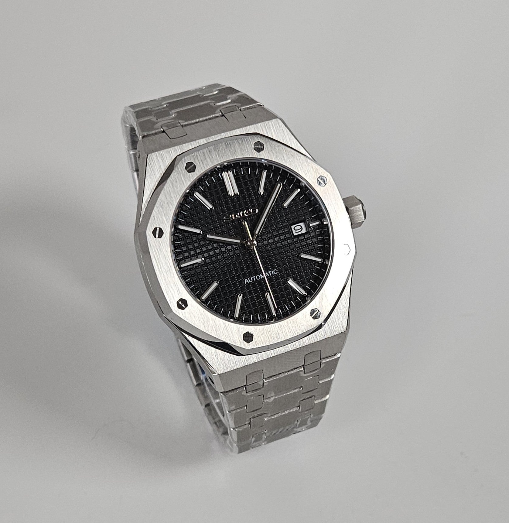 Royal Oak | Black