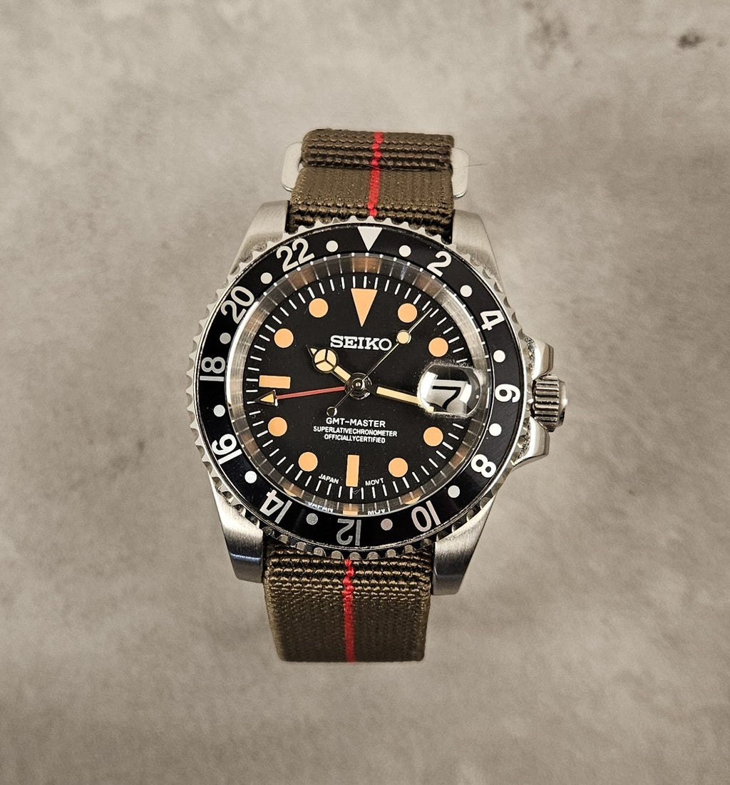 GMT-Master-Vintage-parachute-001